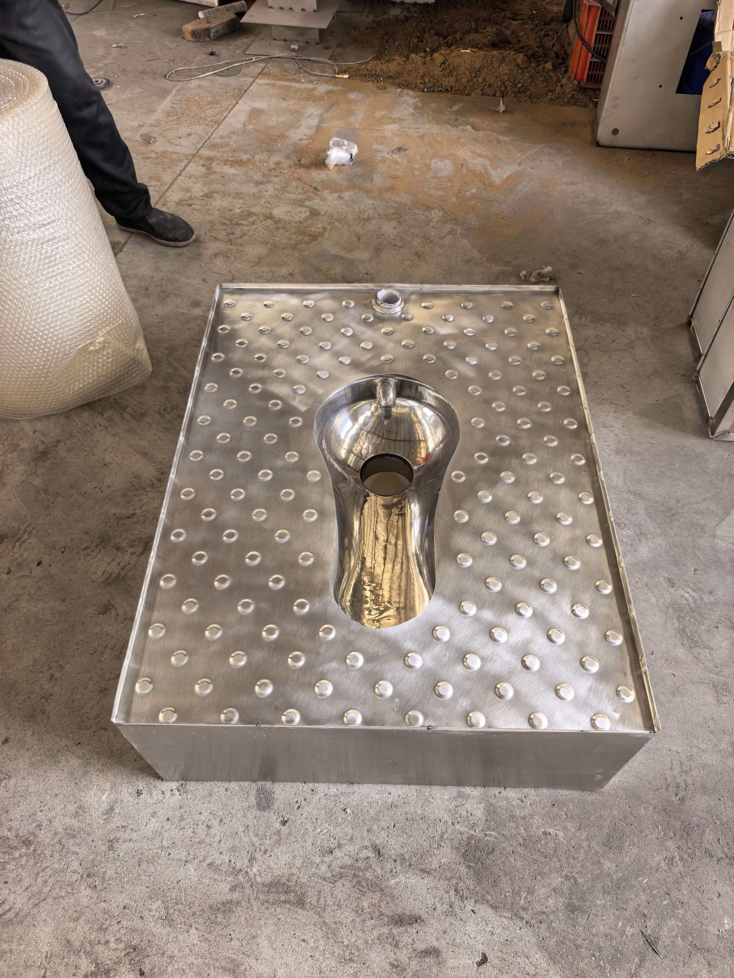 石家庄不锈钢一体蹲便器